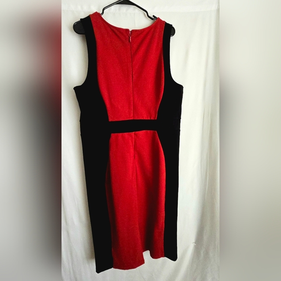 NWT - Torrid Red & Black Ponte Bodycon Dress - SAME-DAY SHIPPING ORDER BY 4PST - Picture 2 of 9
